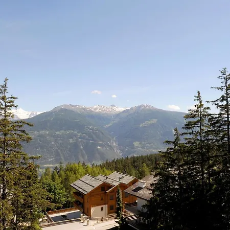 Ξενοδοχείο με διαμερίσματα Helvetia 4*